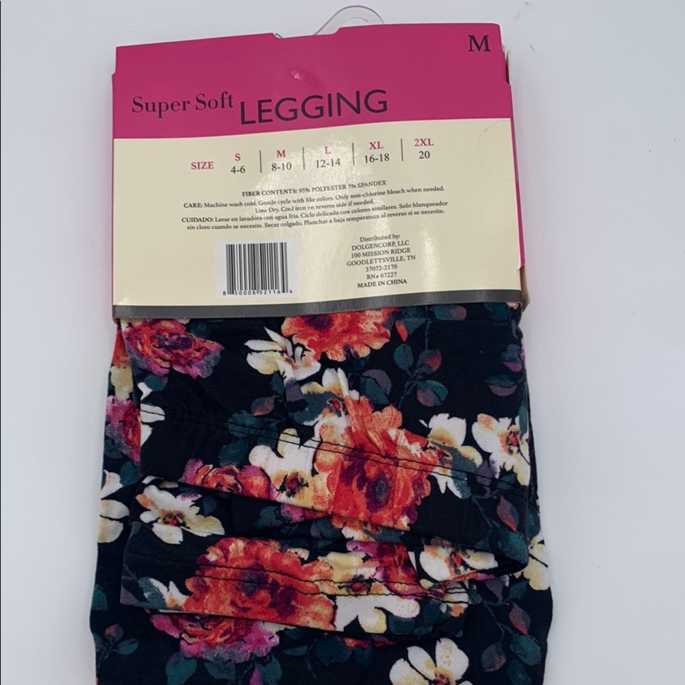 3 for $12 🔥 Bobbie Brooks Black Floral Leggings - Picture 3 of 5